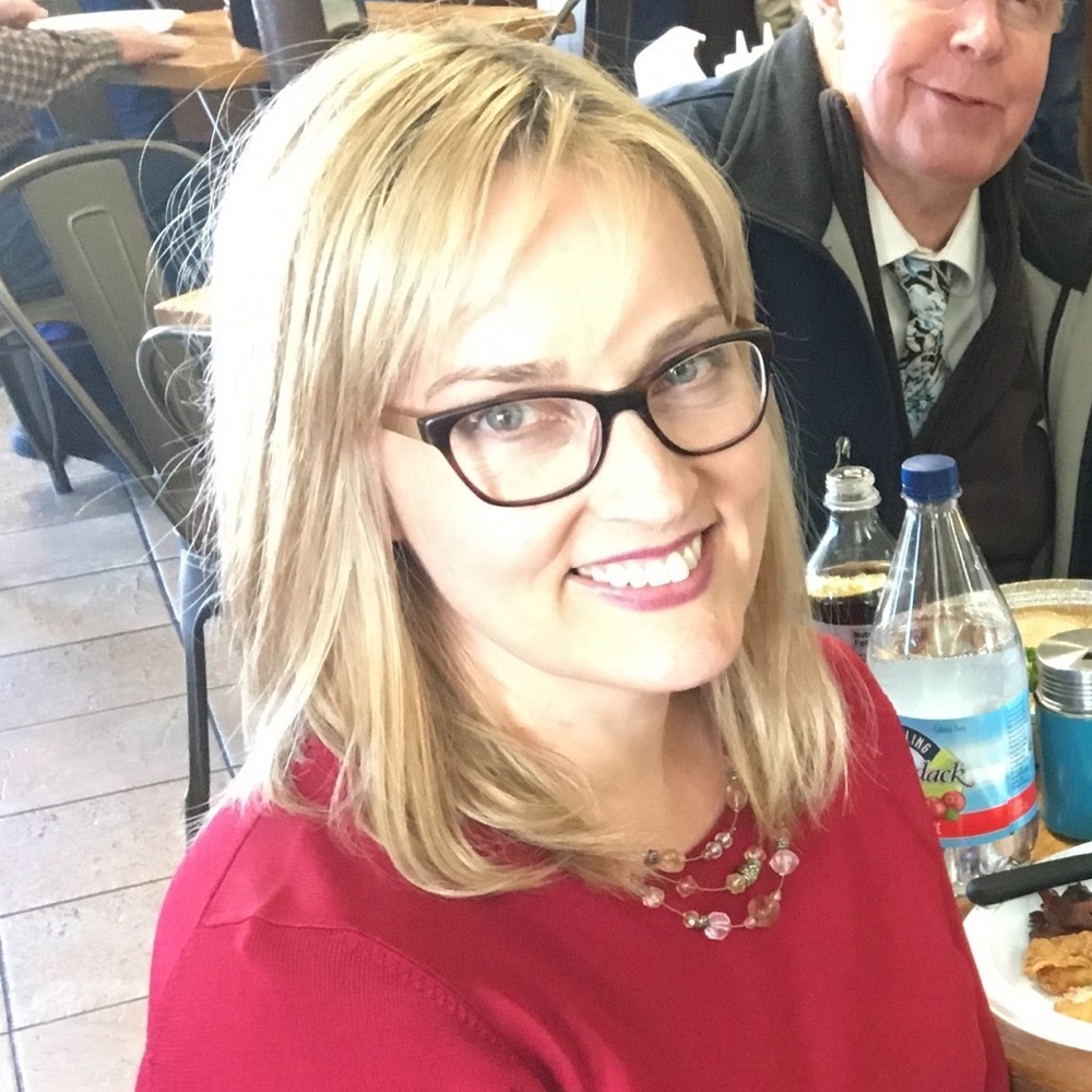 Meet your Posher, Lisa